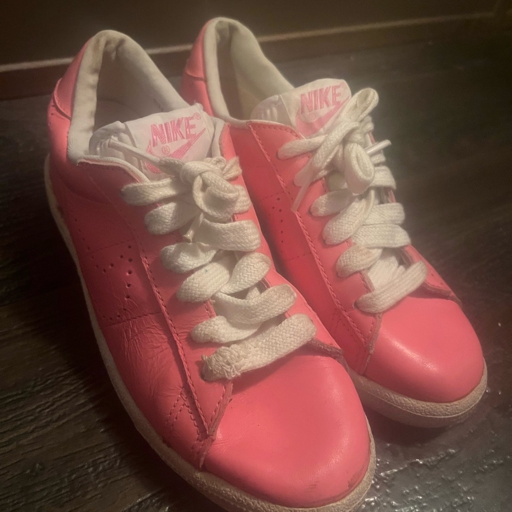 Nike Vintage Wimbledon Shoes Sneakers Trainers, 1980s 1983, U.S. Size 6 Women’s